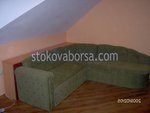 роскошный диван с отдыха на закате