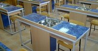 Работна маса за лаборатория