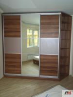 гардероби с плъзгащи врати продажба
