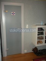 по поръчка стъклена врата с едно крило