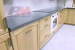 Ъглови кухни по поръчка с вградени уреди