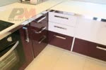Дизайнерски кухни с вградени уреди по поръчка