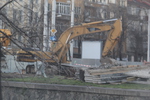 Изкопи на почви с багер и камион