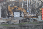 Изкопи на почви с багер и камион